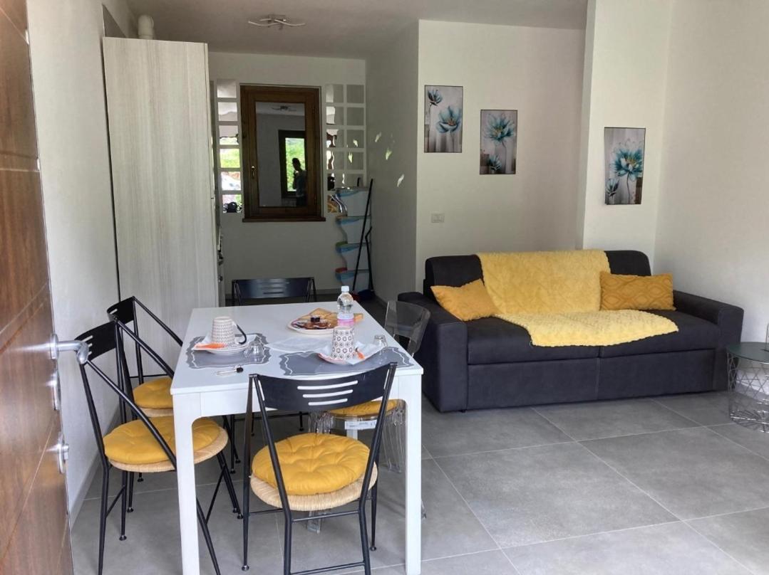 마그레글리오 Casa Laura Zona Bellagio 아파트 외부 사진